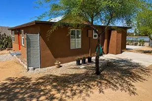 8103 Hopi, Yucca Valley, CA 92284 - Photo 3