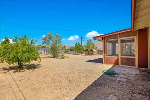 7446 Borrego Trail, Yucca Valley, CA 92284 - Photo 25