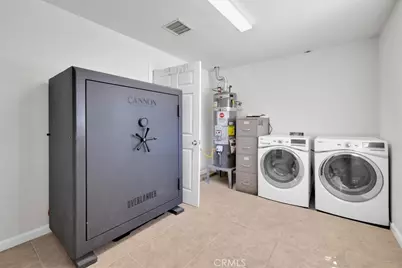 5566 Cahuilla, 29 Palms MCB, CA 92277 - Photo 27