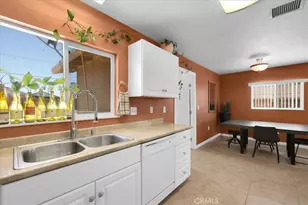 5566 Cahuilla, 29 Palms MCB, CA 92277 - Photo 11