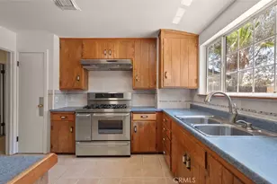 56843 Carlyle Dr, Yucca Valley, CA 92284 - Photo 9