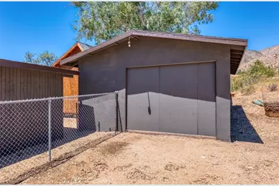10344 San Gorgonio Avenue, Morongo Valley, CA 92256 - Photo 7