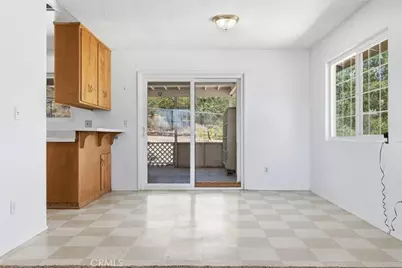 49084 Mojave, Morongo Valley, CA 92256 - Photo 9
