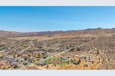 8776 Warren Vista Avenue, Yucca Valley, CA 92284 - Photo 7