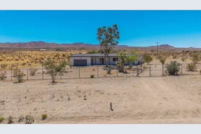 2670 N Sage Avenue, Landers, CA 92285 - Photo 3