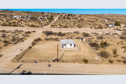 59200 Barron Drive, Yucca Valley, CA 92284 - Photo 5