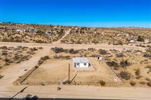 59200 Barron Dr, Yucca Valley, CA 92284 - Photo 5