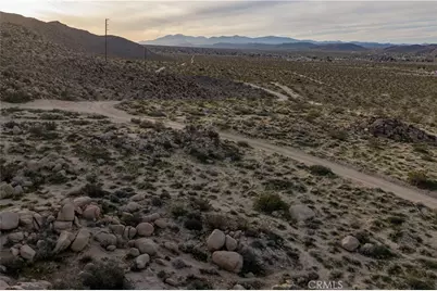 63251 Chickasaw Road, Joshua Tree, CA 92252 - Photo 15