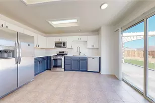 71643 Sunnyvale Ct, 29 Palms MCB, CA 92277 - Photo 11