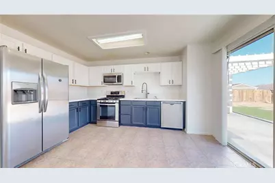 71643 Sunnyvale Court, 29 Palms MCB, CA 92277 - Photo 3