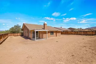 5126 Verenda, 29 Palms MCB, CA 92277 - Photo 31