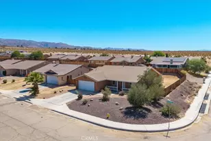 5126 Verenda, 29 Palms MCB, CA 92277 - Photo 3