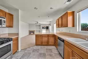 5126 Verenda, 29 Palms MCB, CA 92277 - Photo 7