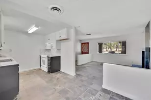 7672 Warren Vista Ave, Yucca Valley, CA 92284 - Photo 11