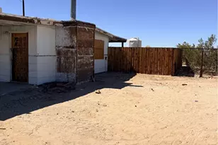 70026 Indian, 29 Palms MCB, CA 92277 - Photo 11