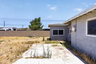 2869 Laurel St, Rosamond, CA 93560 - Photo 1
