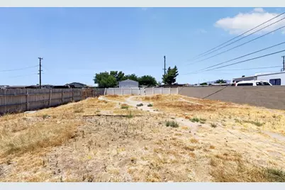 2869 Laurel Street, Rosamond, CA 93560 - Photo 27