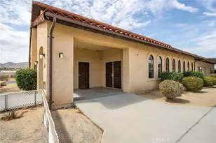 6336 Hallee Rd, Joshua Tree, CA 92252 - Photo 9