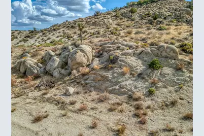 57045 Plaza Del Amigo, Yucca Valley, CA 92284 - Photo 57