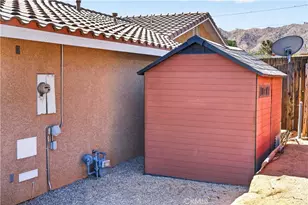 60187 Chesapeake, Joshua Tree, CA 92252 - Photo 33