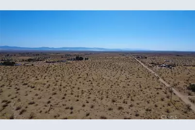 59860 Stearman, Landers, CA 92285 - Photo 9