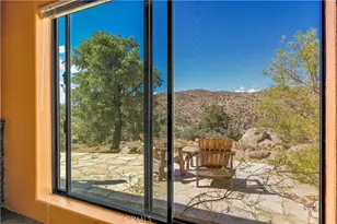 48620 Madison Rd, Pioneertown, CA 92268 - Photo 13
