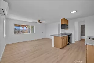 59125 Douglas Ln, Yucca Valley, CA 92284 - Photo 11