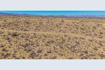 4822 Elata Avenue, Yucca Valley, CA 92284 - Photo 13