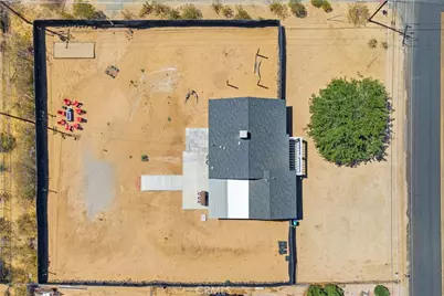 7399 Palomar, Yucca Valley, CA 92284 - Photo 29