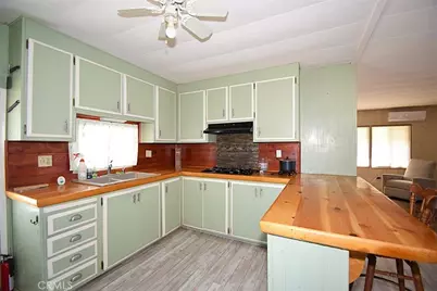 56254 29 Palms Highway #54, Yucca Valley, CA 92284 - Photo 5