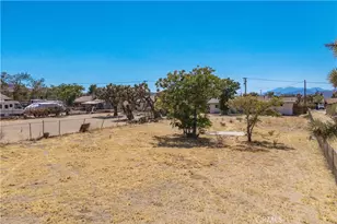 7563 Valley Vista Ave, Yucca Valley, CA 92284 - Photo 35