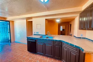 56677 Sunset Dr, Yucca Valley, CA 92284 - Photo 5
