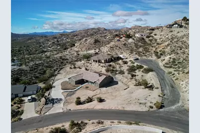 6202 Mandarin Road, Yucca Valley, CA 92284 - Photo 9