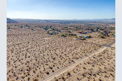 74835 Morning Dr, 29 Palms MCB, CA 92277 - Photo 9