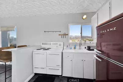 84753 Eddie Albert, 29 Palms MCB, CA 92277 - Photo 11