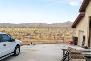 8739 Palomar Ave, Yucca Valley, CA 92284 - Photo 7