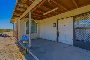 80422 Baseline, 29 Palms MCB, CA 92277 - Photo 1