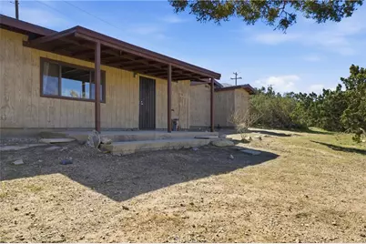 12515 Nearwood Road, Juniper Hills, CA 93553 - Photo 17