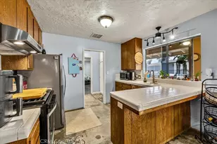 7562 Acoma Trail, Yucca Valley, CA 92284 - Photo 11