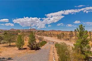 56713 Lowe, Yucca Valley, CA 92284 - Photo 33