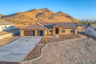 19715 Roanoke Rd, Apple Valley, CA 92307 - Photo 1