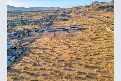 19715 Roanoke Road, Apple Valley, CA 92307 - Photo 49