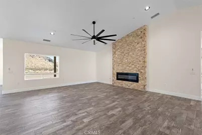 19715 Roanoke Road, Apple Valley, CA 92307 - Photo 15