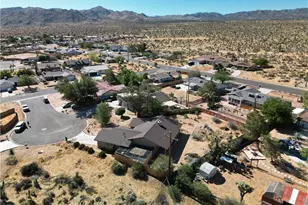 58763 La Mirada, Yucca Valley, CA 92284 - Photo 33