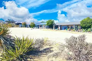 6555 Indian Cove Rd, 29 Palms MCB, CA 92277 - Photo 7