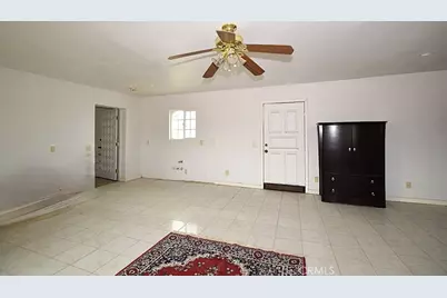 8425 Indio Avenue, Yucca Valley, CA 92284 - Photo 11