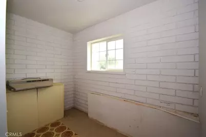 8425 Indio Avenue, Yucca Valley, CA 92284 - Photo 7