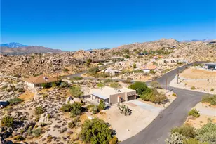 6231 Mirlo, Yucca Valley, CA 92284 - Photo 3