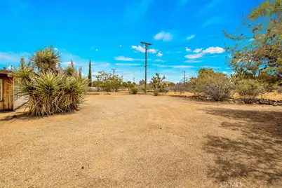 7983 Grand, Yucca Valley, CA 92284 - Photo 17