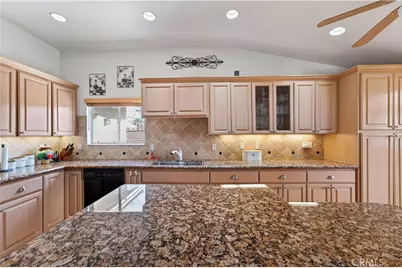 8520 Annandale, Desert Hot Springs, CA 92240 - Photo 13